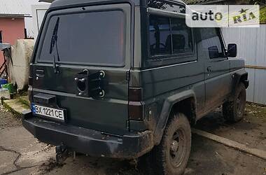 Внедорожник / Кроссовер Daihatsu Rocky 1987 в 