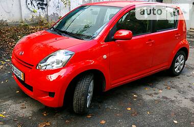 Хэтчбек Daihatsu Sirion 2011 в Киеве