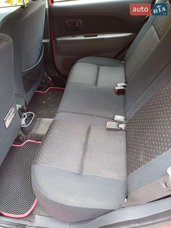 Хэтчбек Daihatsu Sirion 2009 в Полтаве фото 7 Хэтчбек Daihatsu Sirion 2009 в Полтаве