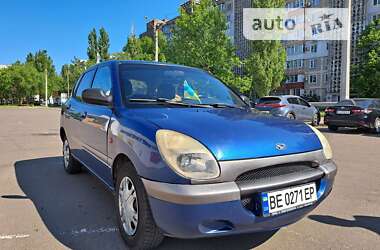 Хэтчбек Daihatsu Sirion 1999 в Николаеве