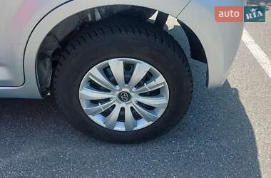 Хэтчбек Daihatsu Sirion 2008 в 