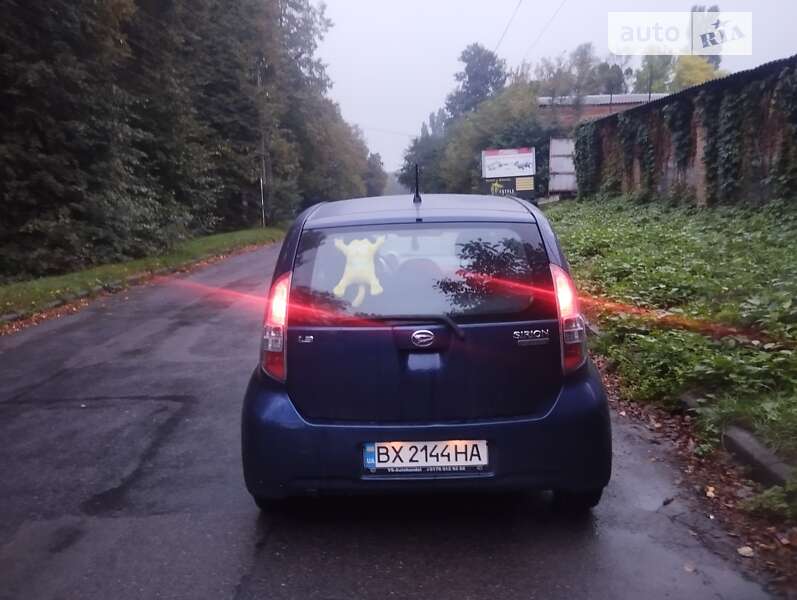 Хетчбек Daihatsu Sirion 2005 в Хмельницькому