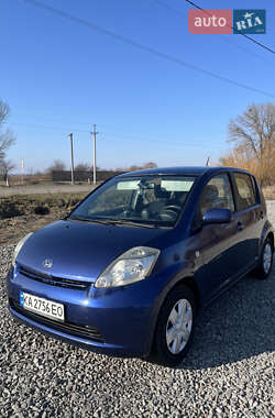 Хэтчбек Daihatsu Sirion 2006 в Киеве