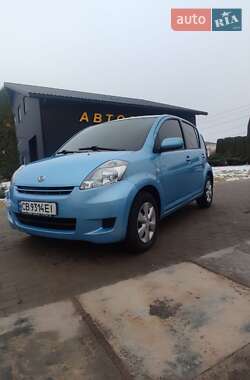 Хетчбек Daihatsu Sirion 2008 в 