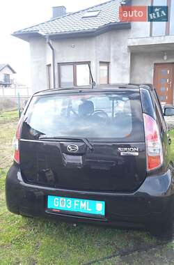 Хетчбек Daihatsu Sirion 2010 в 