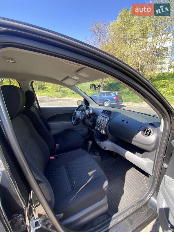 Хэтчбек Daihatsu Sirion 2008 в Одессе