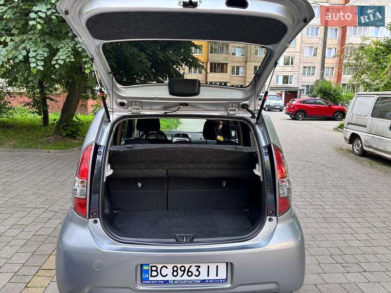 Хетчбек Daihatsu Sirion 2008 в Львові
