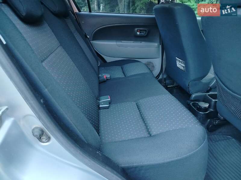 Хэтчбек Daihatsu Sirion 2008 в Одессе