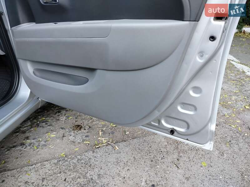 Хэтчбек Daihatsu Sirion 2008 в Одессе