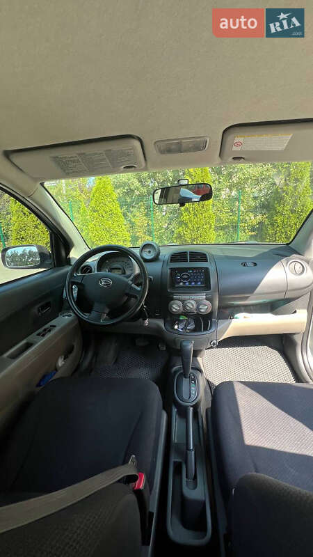 Хэтчбек Daihatsu Sirion 2007 в Житомире