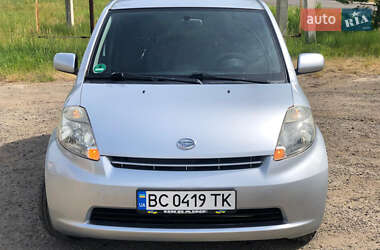 Хэтчбек Daihatsu Sirion 2006 в 