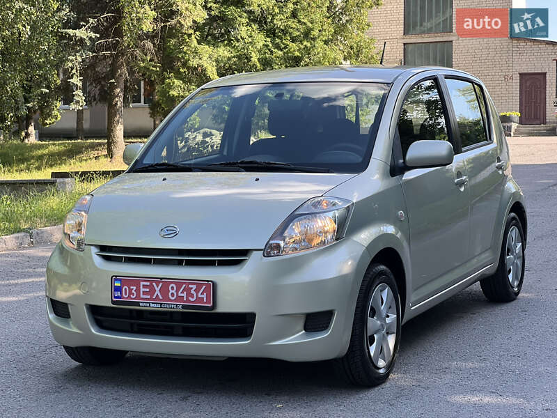 Хетчбек Daihatsu Sirion 2007 в Рівному