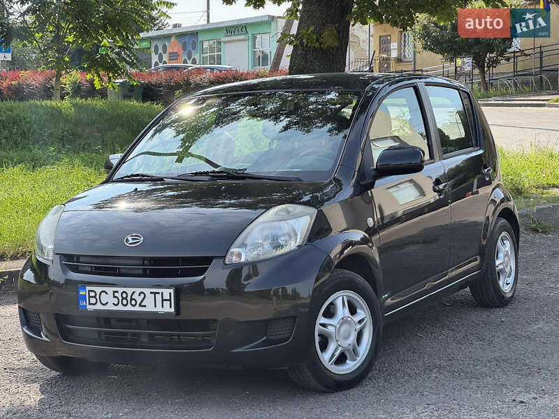 Хэтчбек Daihatsu Sirion 2007 в Львове