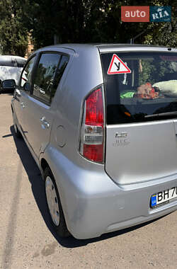Хэтчбек Daihatsu Sirion 2007 в 