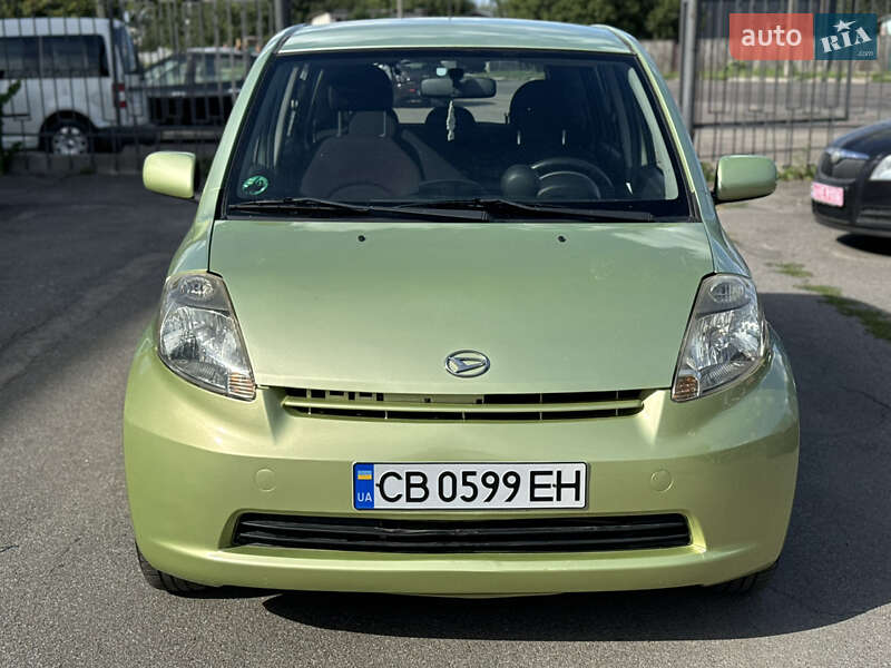 Хетчбек Daihatsu Sirion 2005 в Чернігові