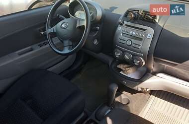 Хэтчбек Daihatsu Sirion 2008 в 