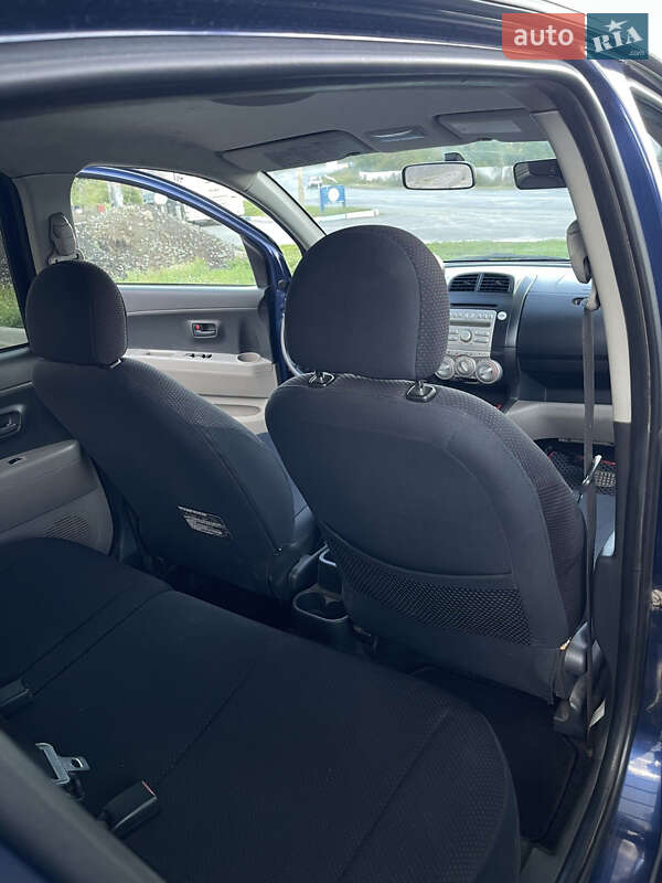Хэтчбек Daihatsu Sirion 2005 в Хмельницком