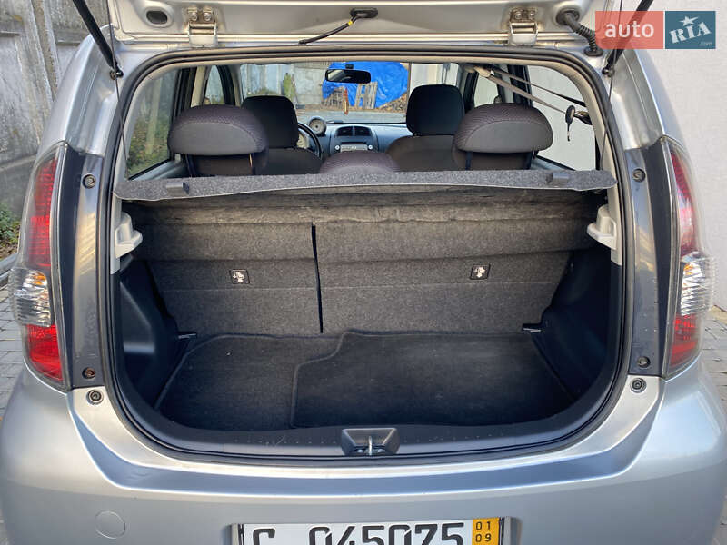 Хэтчбек Daihatsu Sirion 2007 в Виннице