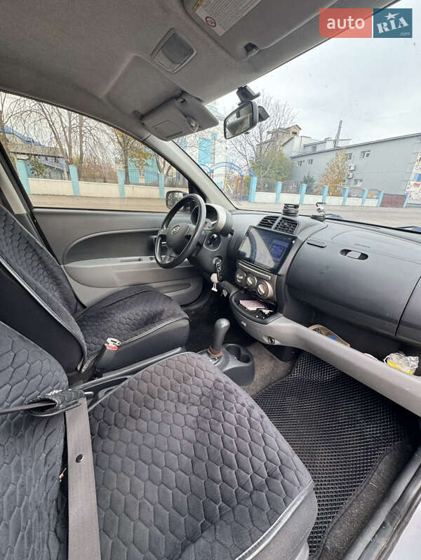 Хетчбек Daihatsu Sirion 2008 в П'ятихатках фото 12 Хетчбек Daihatsu Sirion 2008 в П'ятихатках