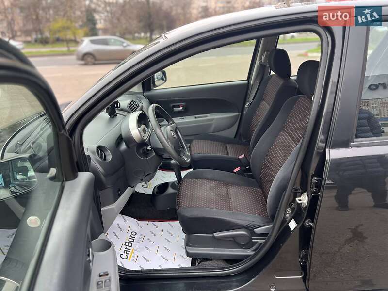 Хэтчбек Daihatsu Sirion 2008 в Одессе