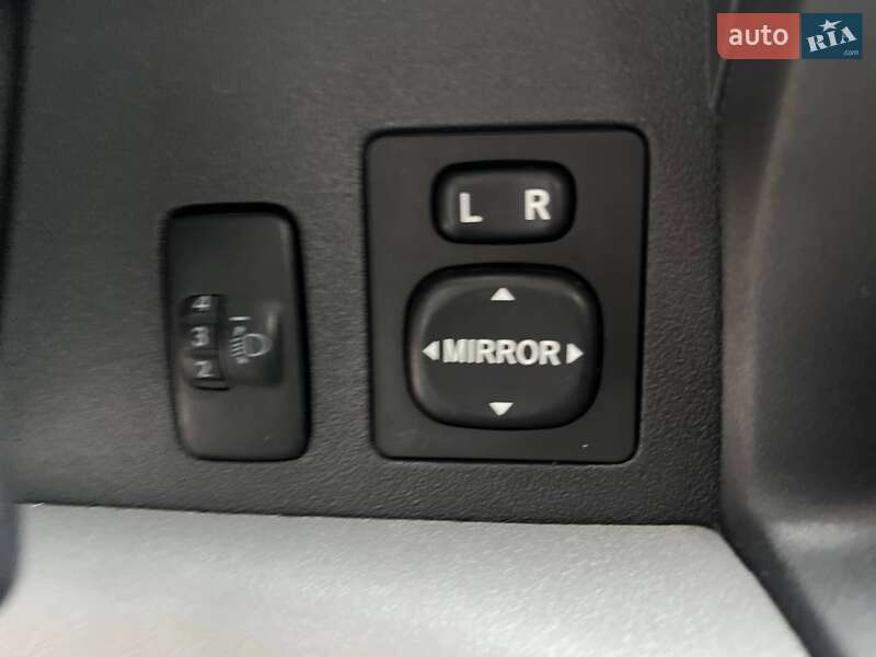 Хэтчбек Daihatsu Sirion 2008 в Одессе