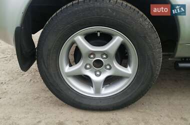 Внедорожник / Кроссовер Daihatsu Terios 2000 в 