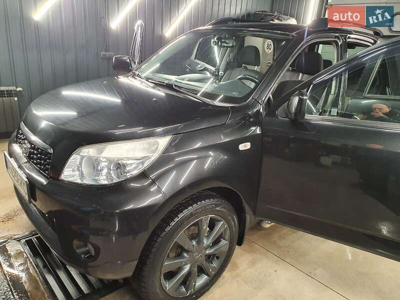 Внедорожник / Кроссовер Daihatsu Terios 2011 в Киеве