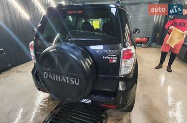Внедорожник / Кроссовер Daihatsu Terios 2011 в 