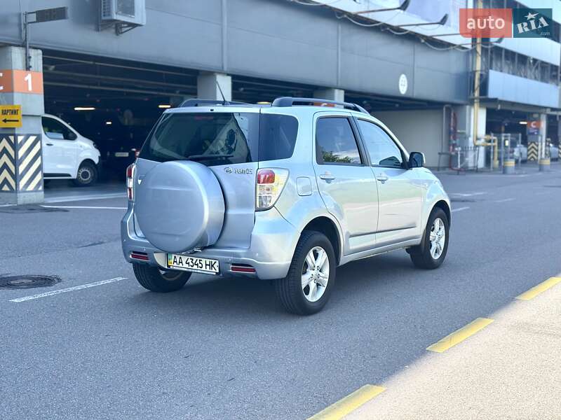 Внедорожник / Кроссовер Daihatsu Terios 2011 в Чернигове