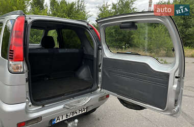 Внедорожник / Кроссовер Daihatsu Terios 2002 в 