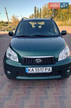 Позашляховик / Кросовер Daihatsu Terios 2011 в 