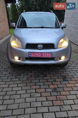 Позашляховик / Кросовер Daihatsu Terios 2008 в 