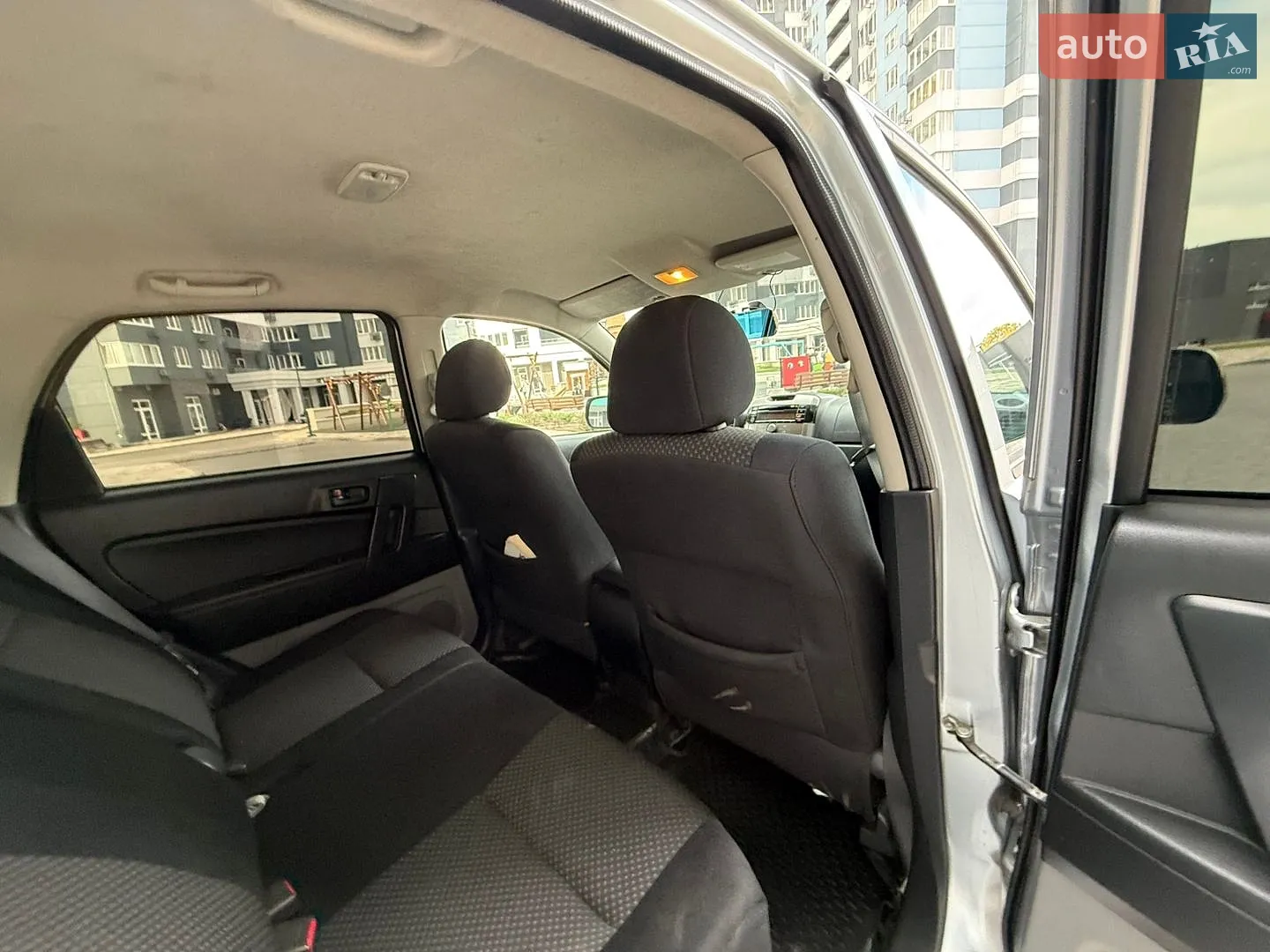 2010 Daihatsu Terios - мініатюра 46
