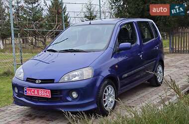 Универсал Daihatsu YRV 2001 в Стрые