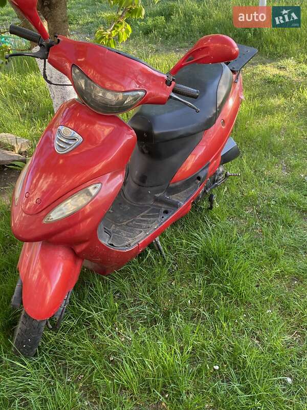 Скутер Defiant Defiant 2005 в Зіньківі