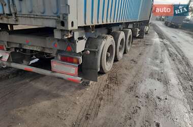 Контейнеровоз Dennison 40 FT 2001 в 