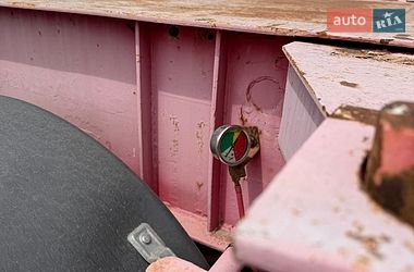 Контейнеровоз напівпричіп Dennison SDC 1998 в Одесі