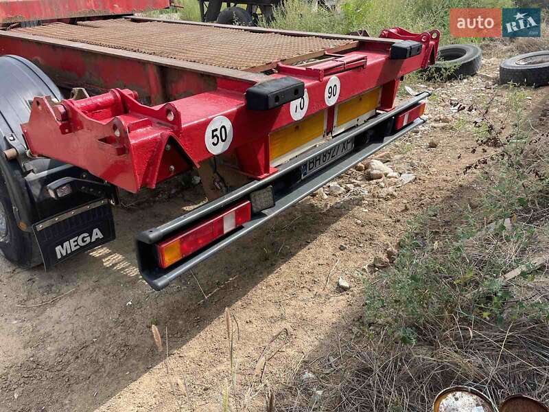 Контейнеровоз напівпричіп Dennison Trailers 2003 в Одесі