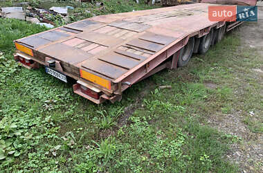 Низкорамная платформа Dennison Trailers 1995 в 