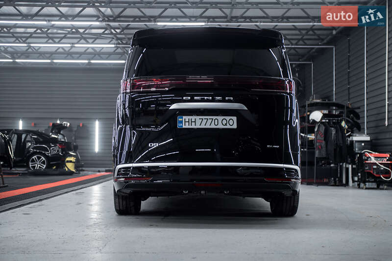 Минивэн Denza D9 2024 в Киеве фото 15 Минивэн Denza D9 2024 в Киеве