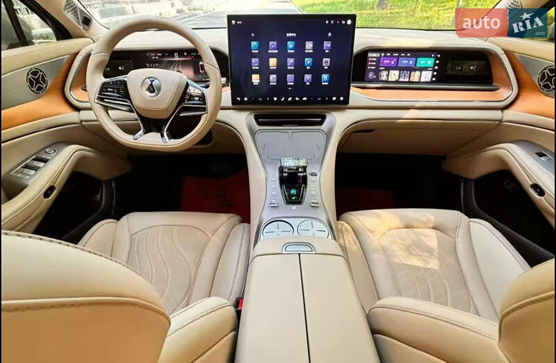 Позашляховик / Кросовер Denza N7 2023 в Львові фото 8 Позашляховик / Кросовер Denza N7 2023 в Львові