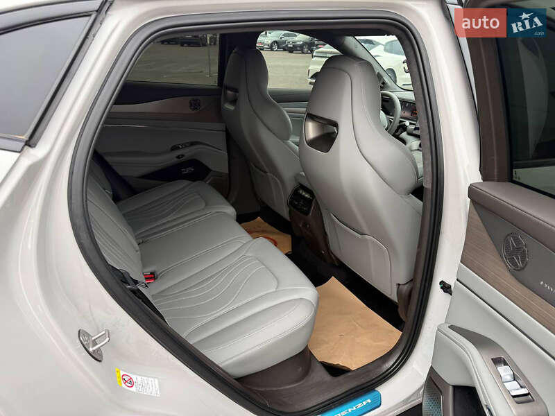 Позашляховик / Кросовер Denza N7 2024 в Львові фото 9 Позашляховик / Кросовер Denza N7 2024 в Львові