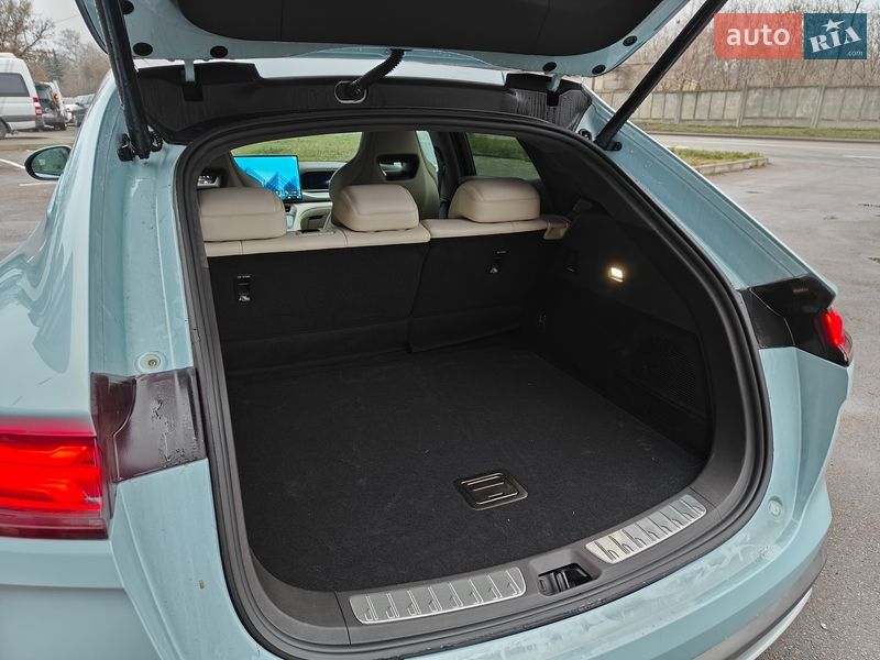 Фастбэк Denza N7 2023 в Киеве