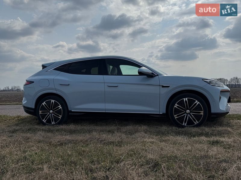 Позашляховик / Кросовер Denza N7 2024 в Києві