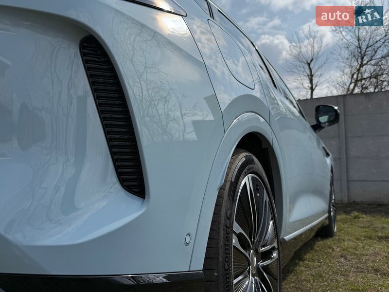 Позашляховик / Кросовер Denza N7 2024 в Києві