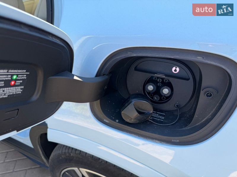 Позашляховик / Кросовер Denza N7 2024 в Києві фото 38 Позашляховик / Кросовер Denza N7 2024 в Києві