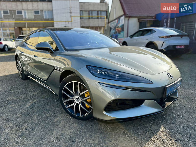 Лифтбек Denza Z9 GT 2024 в Ужгороде