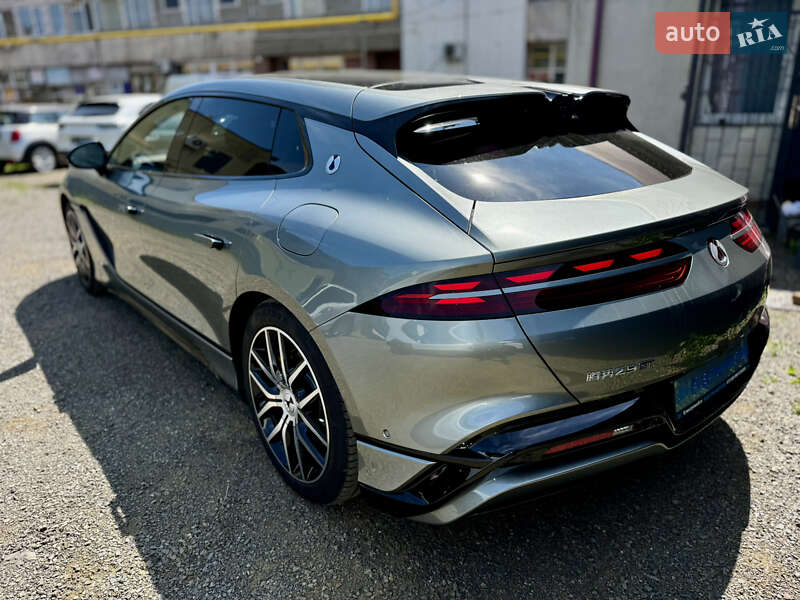 Лифтбек Denza Z9 GT 2024 в Ужгороде