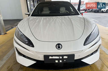 Лифтбек Denza Z9 GT 2024 в Киеве