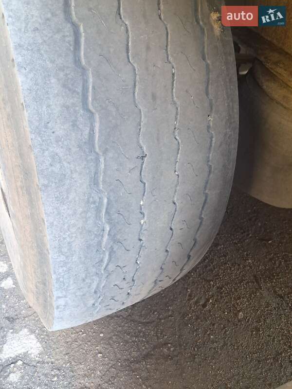 Зерновоз - напівпричіп Desot OPL 1999 в Кам'янець-Подільському